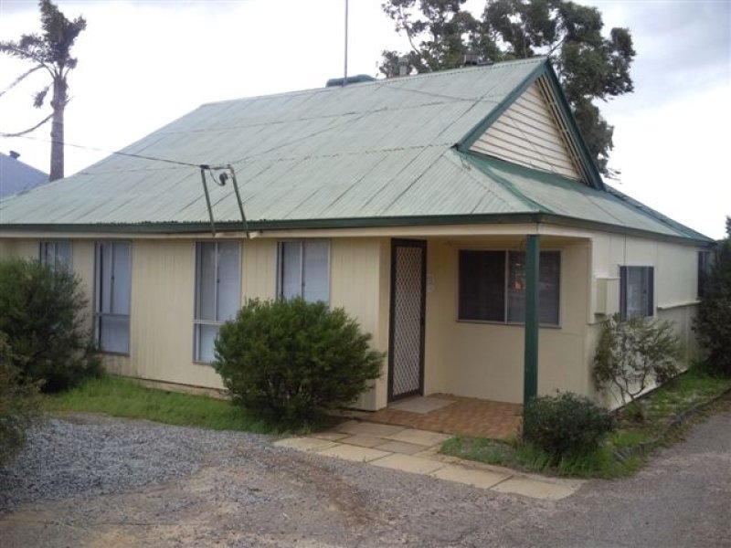 7 Main Street, Cunderdin, WA 6407 Property Details