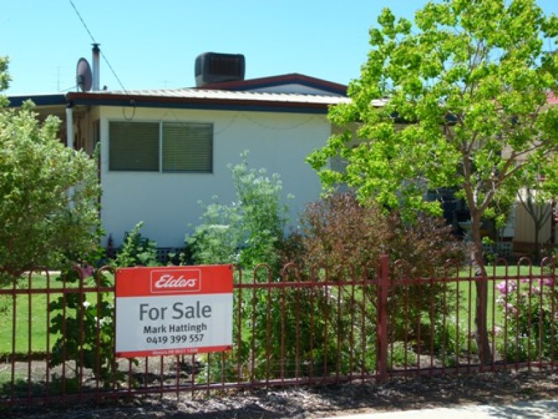 38 Clinch Street, Moora, WA 6510