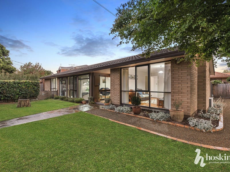 8 Sheppards Lane, Chirnside Park, VIC 3116