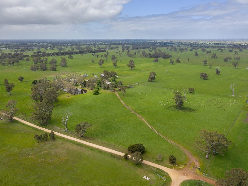 327 Ruths Road, Apsley, Vic 3319 Property Details