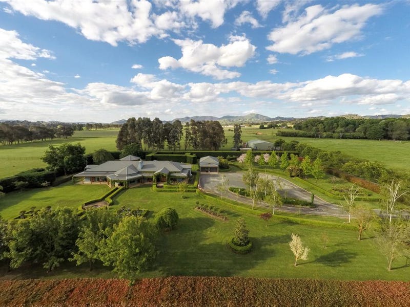 30 Bassetts Lane, Tumut, NSW 2720 Property Details