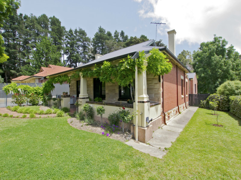 22 Pine Avenue, Hahndorf, SA 5245 Property Details