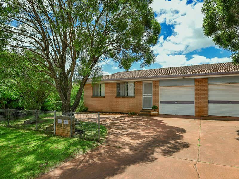 2/5 Kingsford Smith Drive, Wilsonton, QLD 4350
