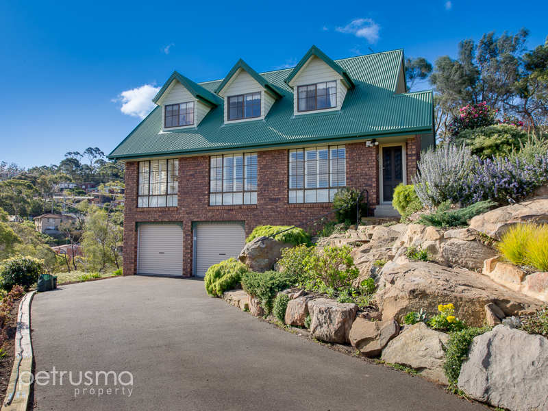 123 Malunna Road, Lindisfarne, Tas 7015 Property Details