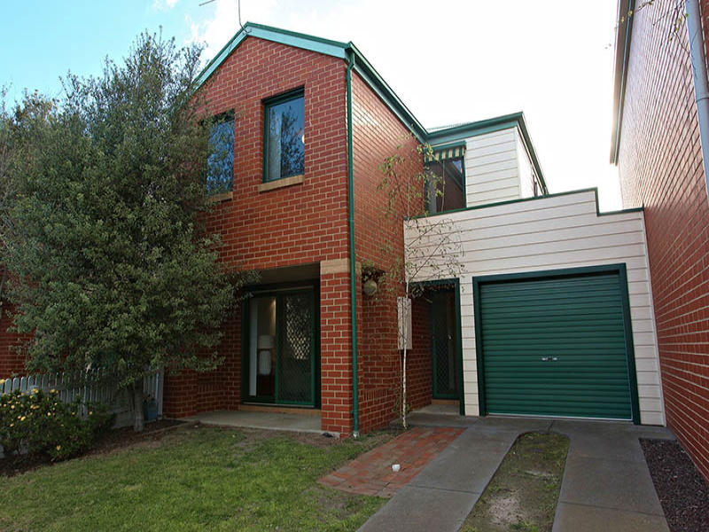 27 Rifle Range Drive, Williamstown, Vic 3016 Property Details