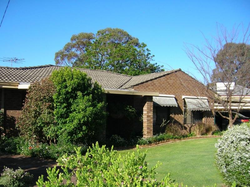 75 Buckingham Road, Swan View, WA 6056