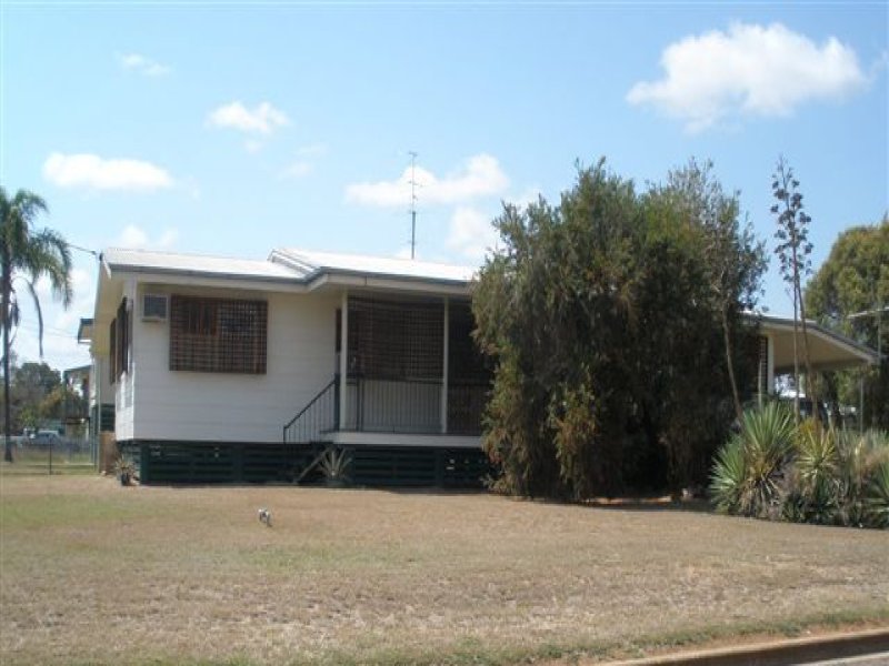 Property 108081716, Blackwater, Qld 4717 Property Details