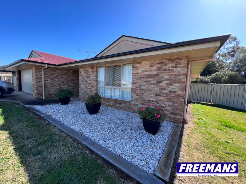 72 Ivy Street, Kingaroy, Qld 4610 Property Details