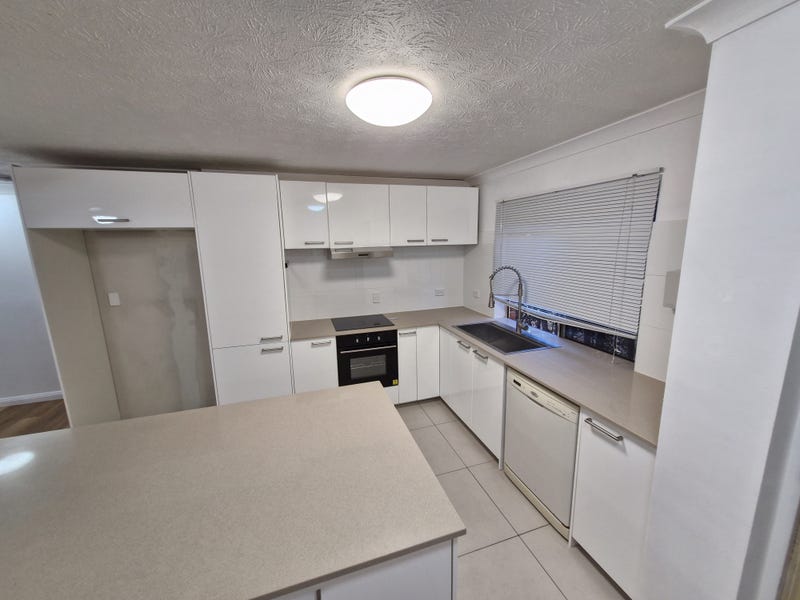 2/14 Hilda Street, Hamilton, Qld 4007 Apartment for Rent