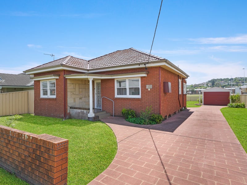 27 Hoskins Avenue, Warrawong, NSW 2502