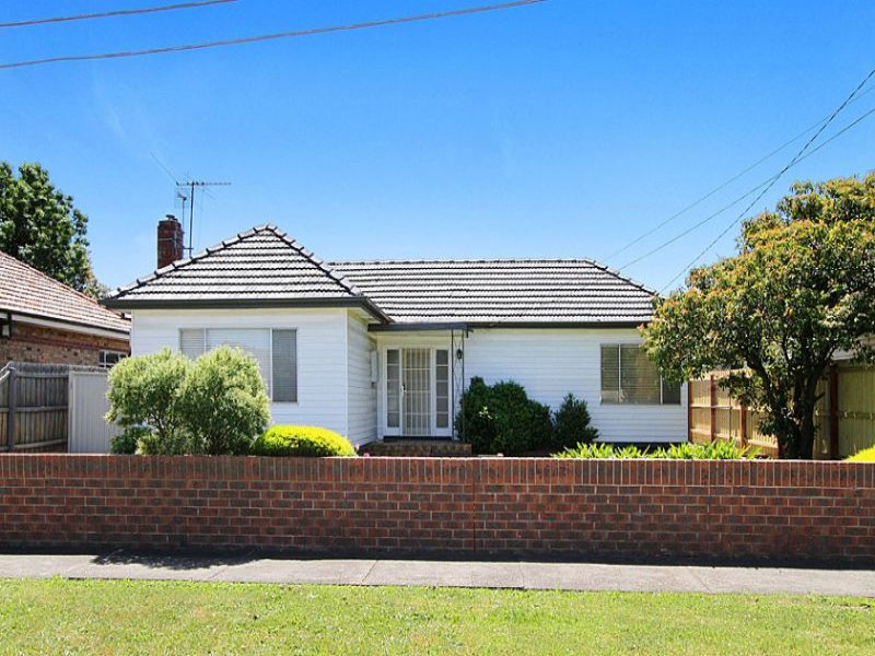 6 Emma Avenue, Reservoir, VIC 3073