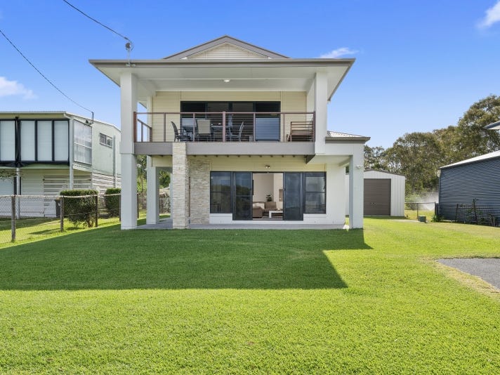 15 Esplanade, Toorbul, QLD 4510
