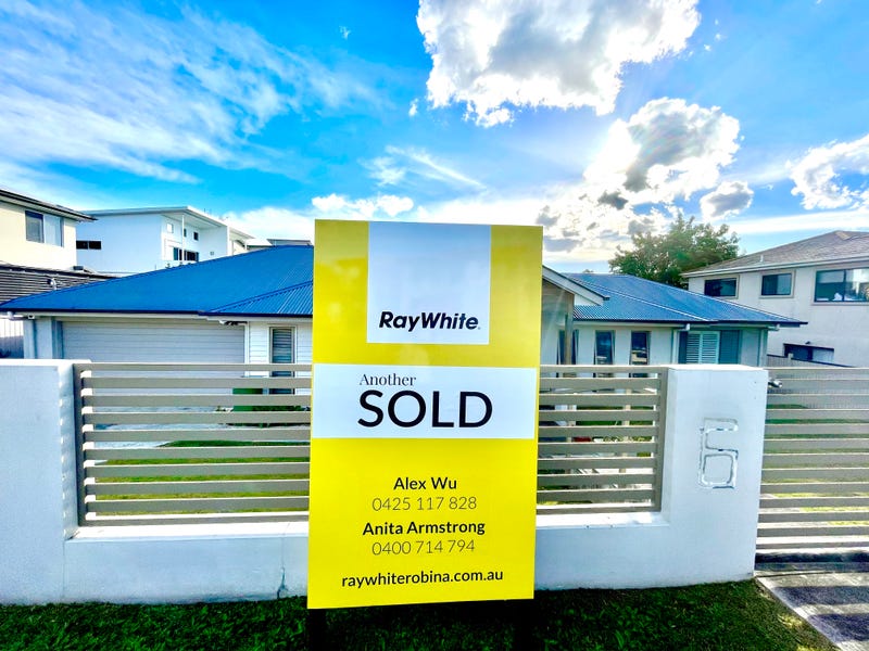 6 Mal Burke Street, Southport, QLD 4215