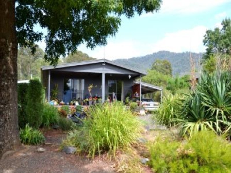 5 Myrtle Street, Tawonga South, VIC 3698