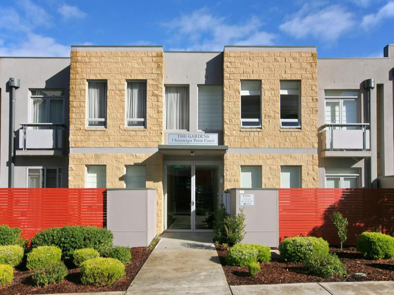 17/3 Sovereign Point Court, Doncaster, Vic 3108 Property Details