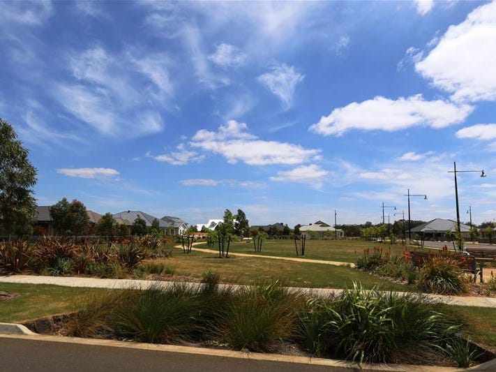 3 Rushworth Avenue, Eynesbury, VIC 3338