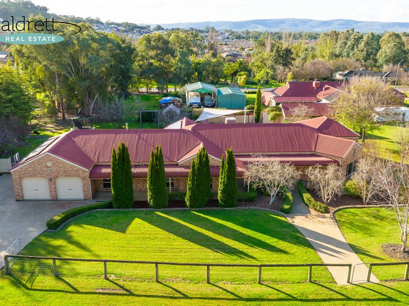 4 Innisfree Drive, West Wodonga, VIC 3690