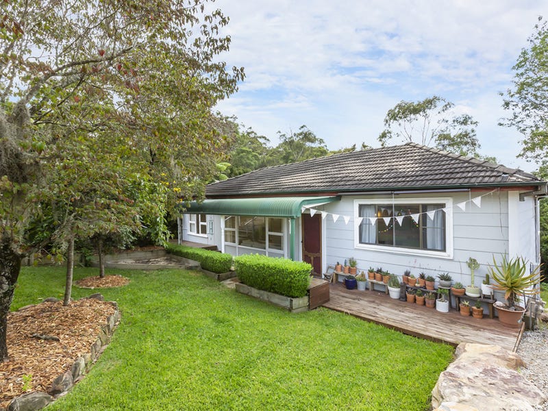 22 Davies Avenue, Springwood, NSW 2777 House for Sale