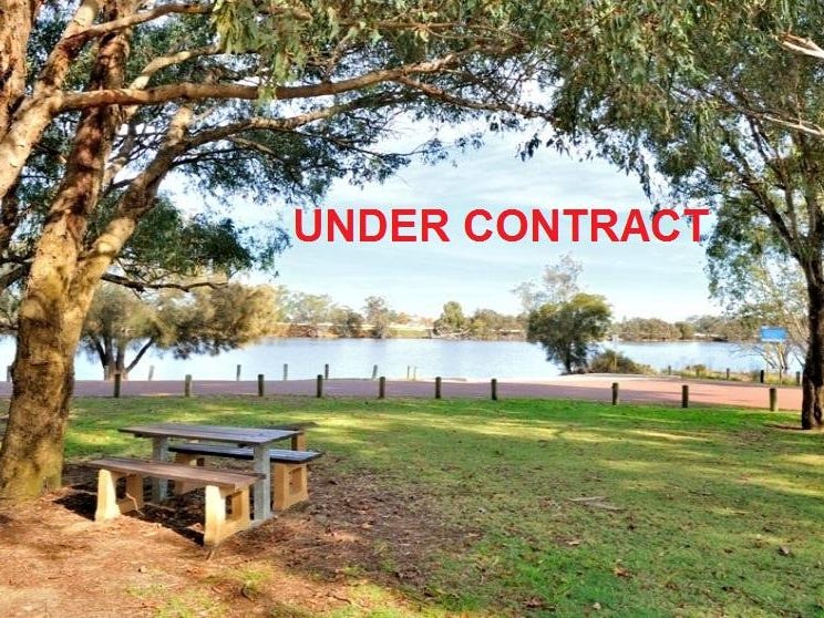 11 Wright Cres, Bayswater, WA 6053