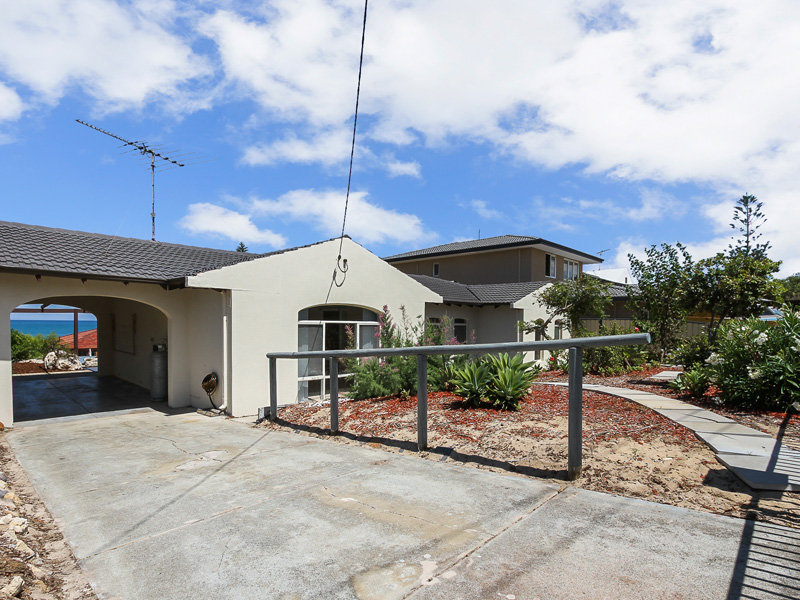 11 Compass Circle, Yanchep, WA 6035