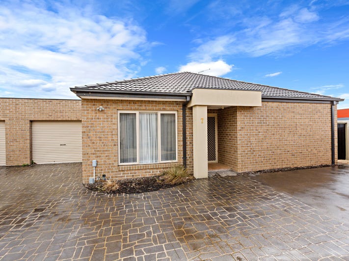 7/12 STANLEY STREET, Wallan, Vic 3756 Property Details