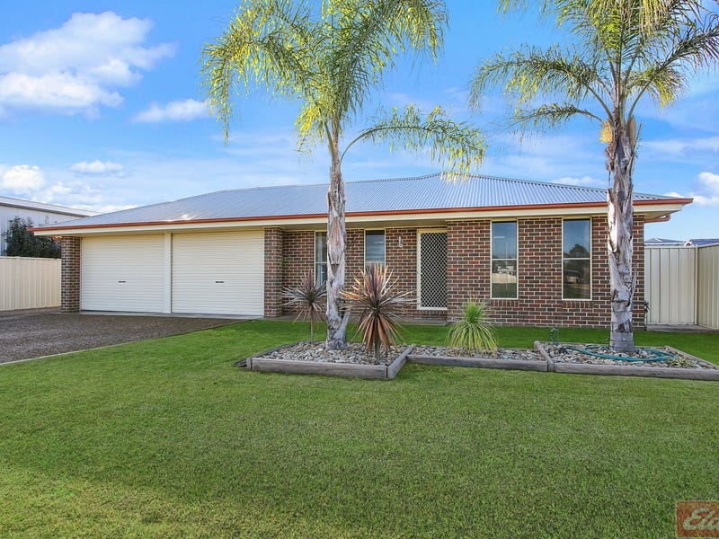 32 Henderson Street, Yarrawonga, Vic 3730 House for Sale realestate