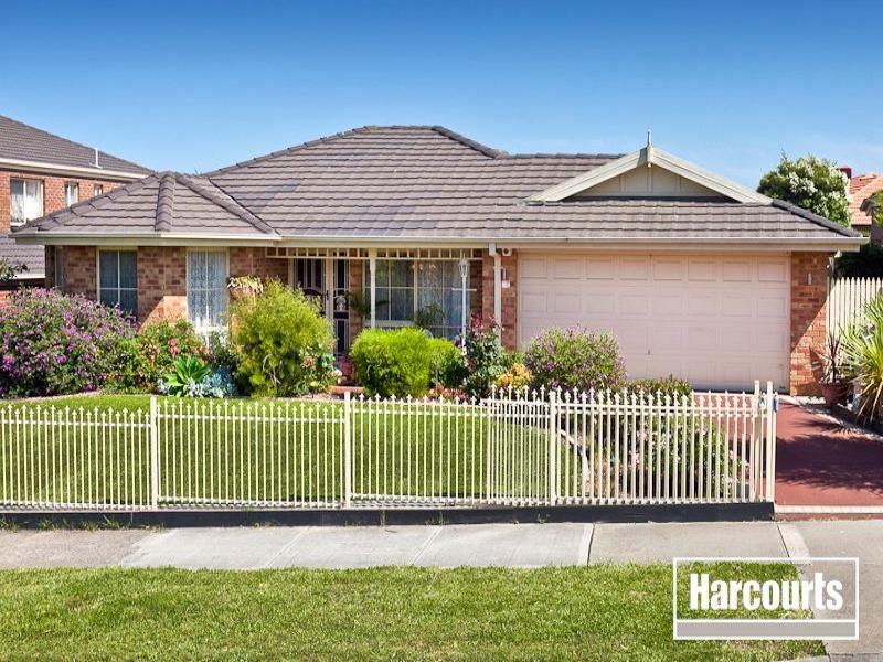 17 Hagen Drive, Berwick, Vic 3806 Property Details