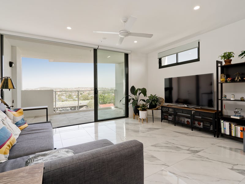 504/7074 Carl Street, Woolloongabba, Qld 4102 Property Details