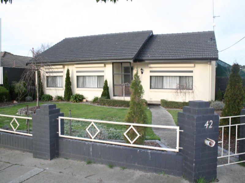 42 Latrobe Road, Morwell, Vic 3840 Property Details