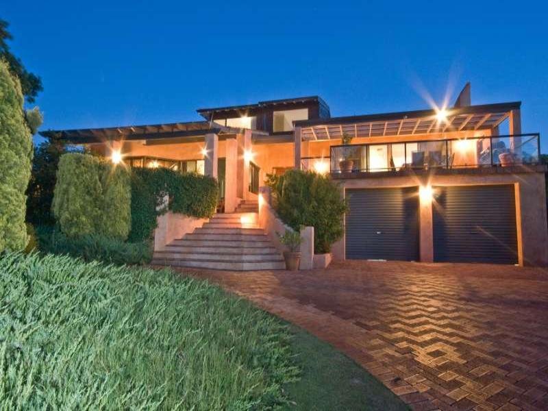 107 Riverton Drive, Rossmoyne, WA 6148 Property Details