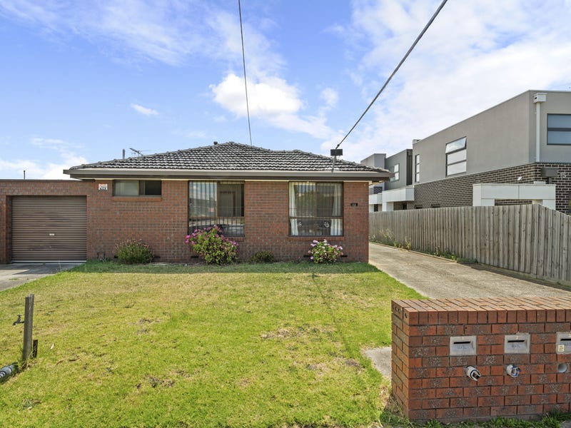 1/13 Clifton Grove, Preston, Vic 3072 Property Details