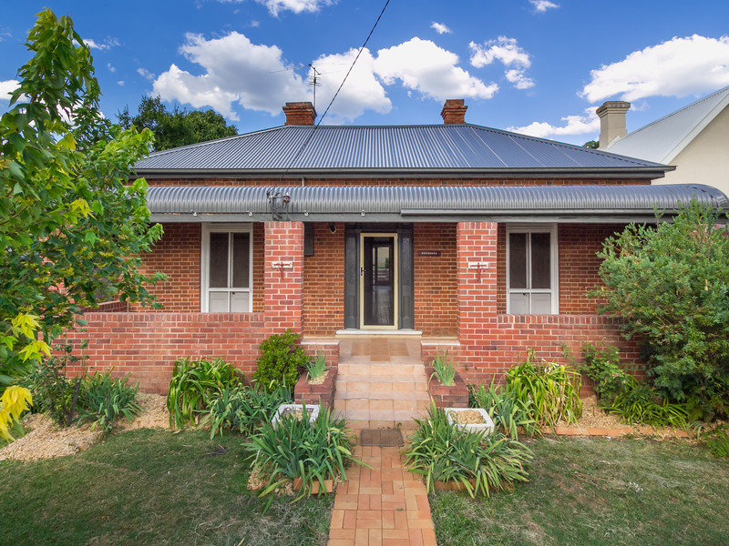 70 Griffin Avenue, East Tamworth, NSW 2340