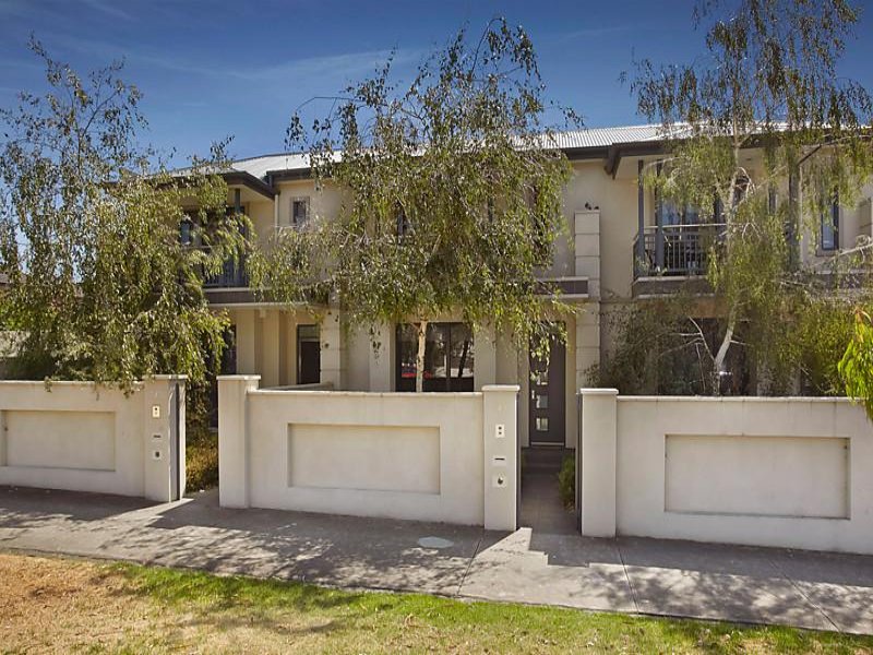 2/1 Violet Street, Essendon, VIC 3040