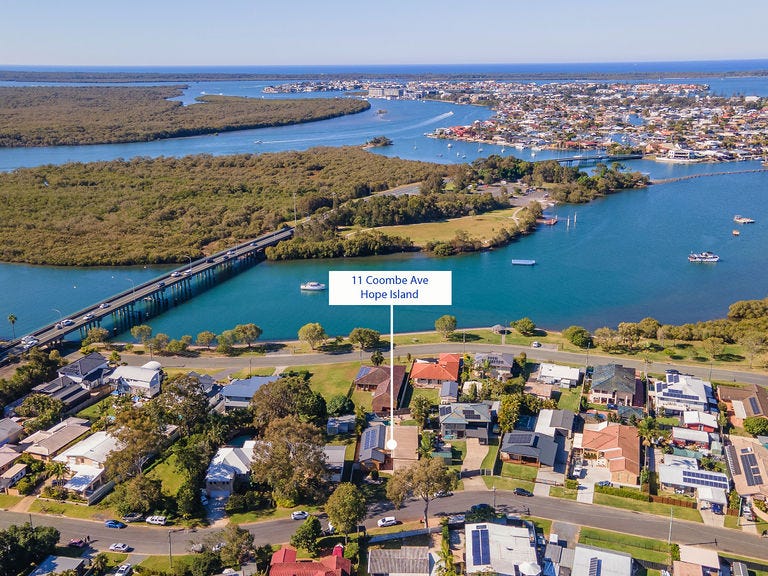 11 Coombe Avenue, Hope Island, QLD 4212