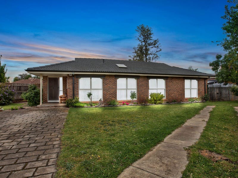 3 Patricia Place, Melton West, VIC 3337