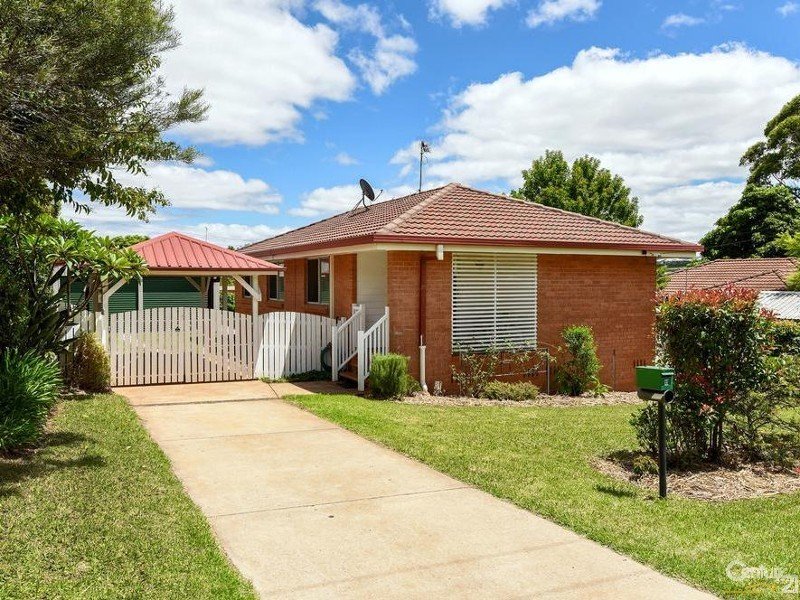 11 Festival Street, Rockville, Qld 4350 Property Details