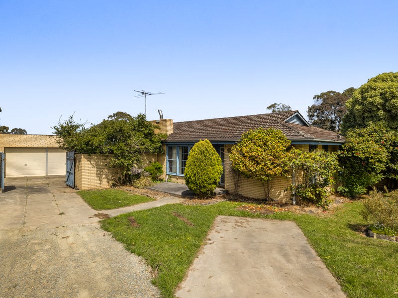 9 Laura Road, Knoxfield, VIC 3180