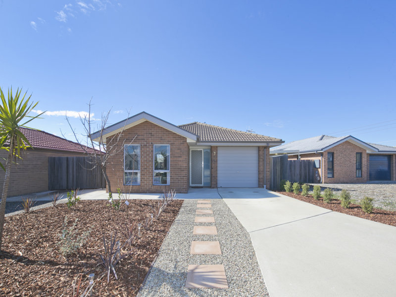 7 Pinner Place, MacGregor, ACT 2615 Property Details
