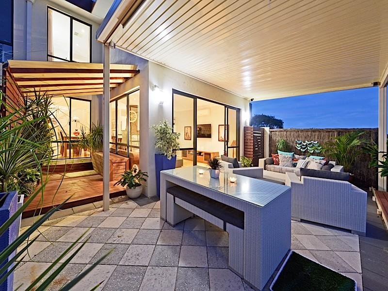 21B Wilton Place, Scarborough, WA 6019 Property Details