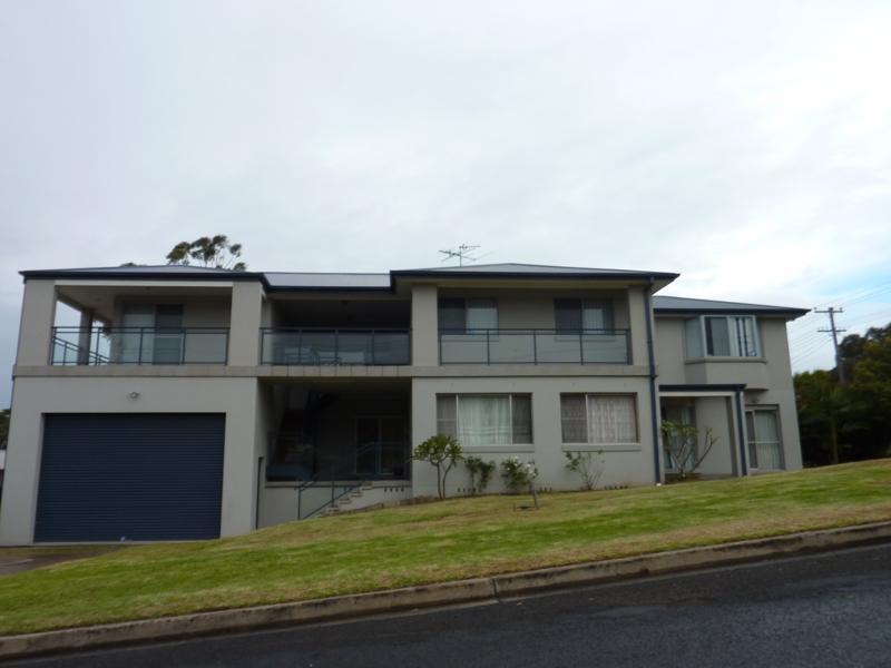 1 Loftus Drive, Barrack Heights, NSW 2528