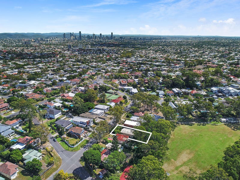 74 Canopus Street, Coorparoo, Qld 4151 - Property Details