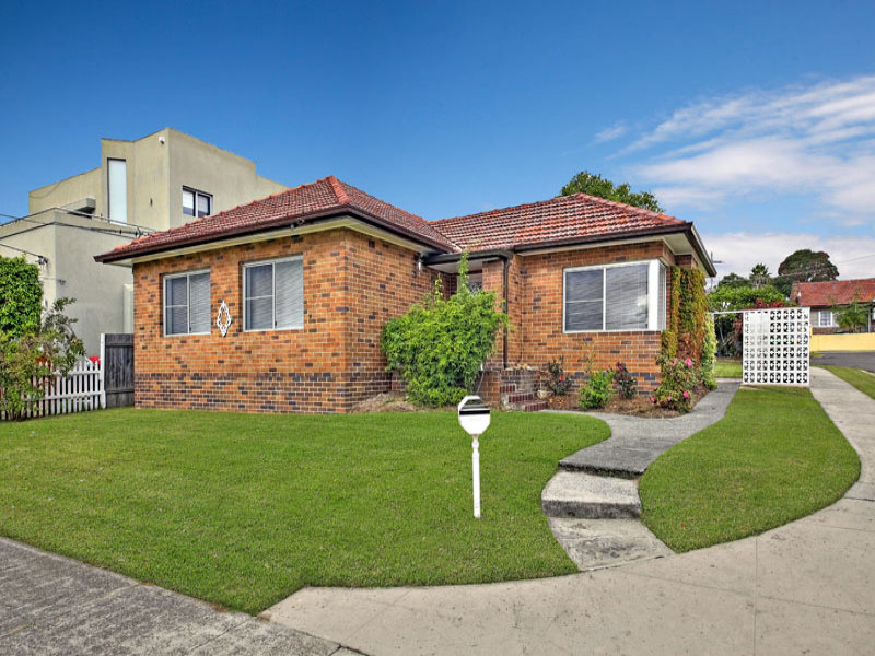 5 Curtin Avenue, Abbotsford, NSW 2046 Property Details