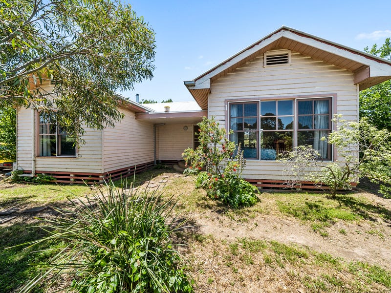 100 Highett Street, Mansfield, Vic 3722 Property Details