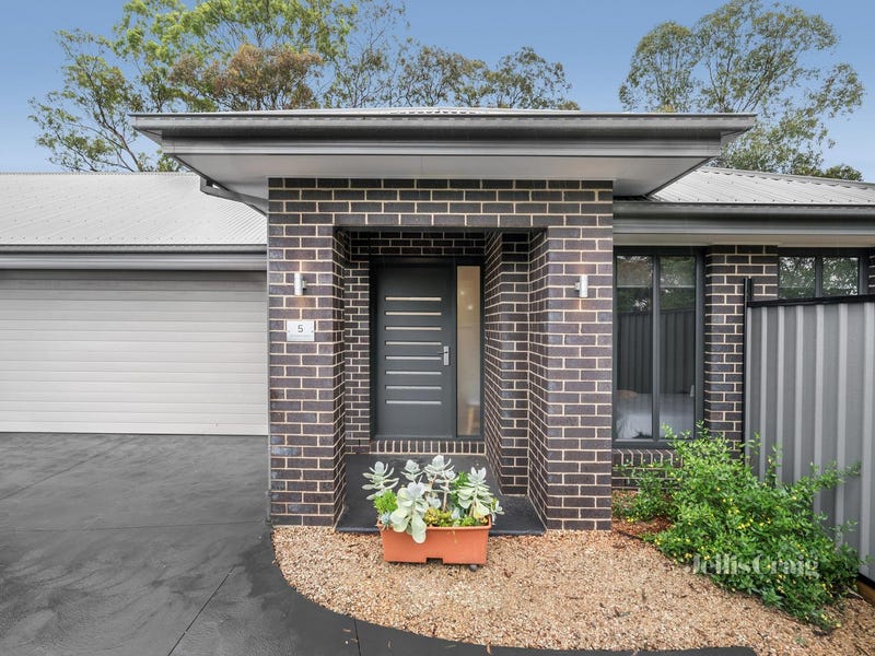 5/40 Shalbury Avenue, Eltham, Vic 3095 Property Details