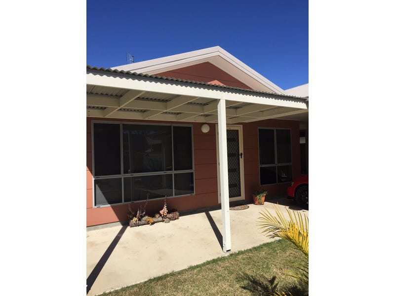 73 Centenary Drive North, Middlemount, Qld 4746 Property Details