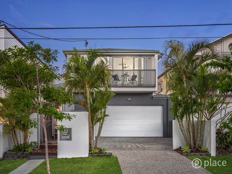 32 Amy Street, Hawthorne, Qld 4171 Property Details