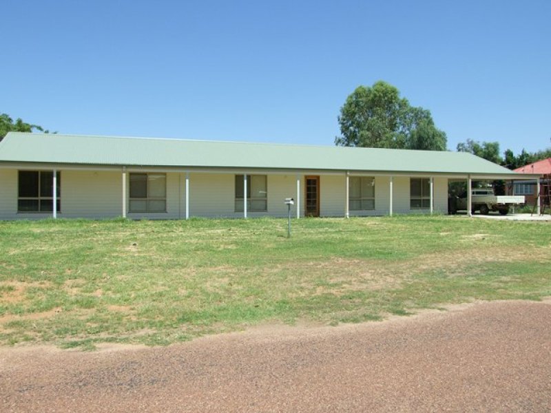 13 Thistle Street, Blackall, Qld 4472 House for Sale