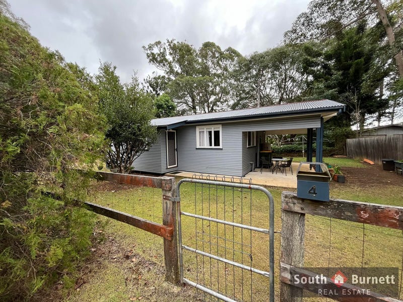4 Margaret Street, Blackbutt, Qld 4314 Property Details
