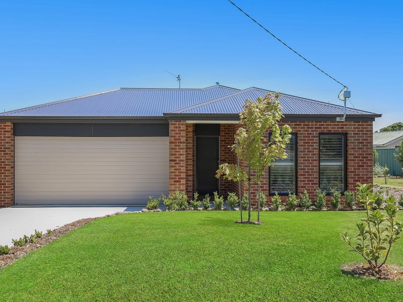 65 Barrett Street, Timboon, Vic 3268 Property Details