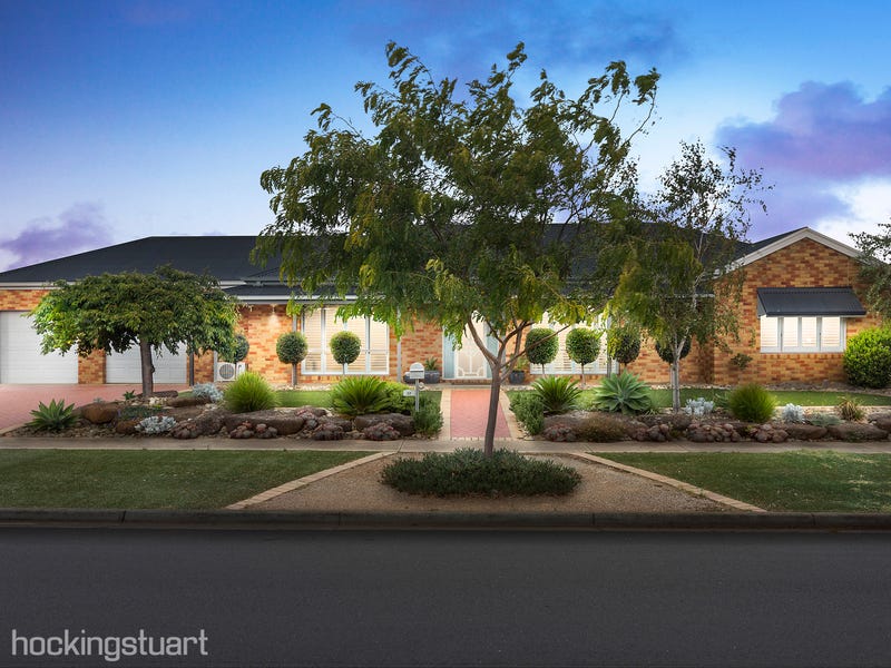 27 St Andrews Drive, Werribee, VIC 3030